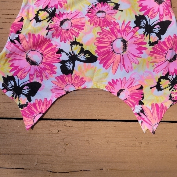 3/$15 Faded Glory Shark Bite Racerback Tanks… - Picture 8 of 14